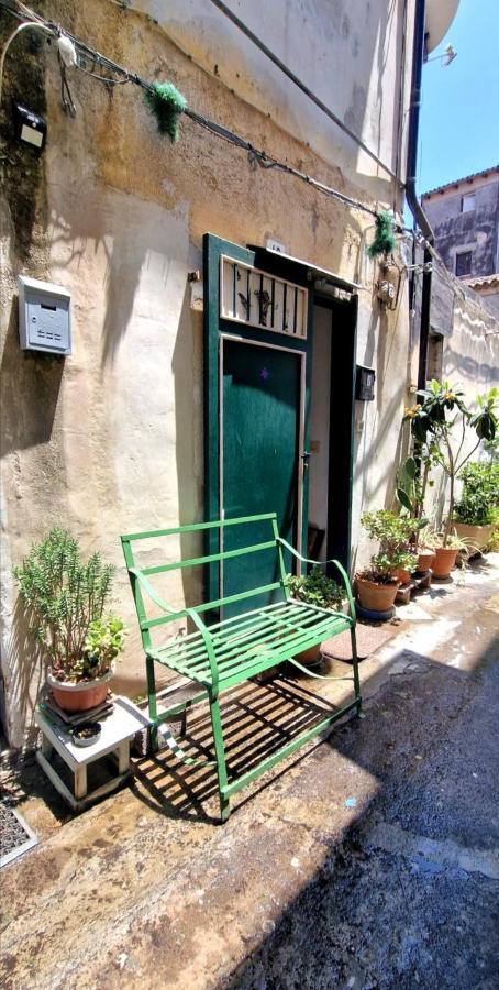Apartment Myourhome Catania Esterno foto